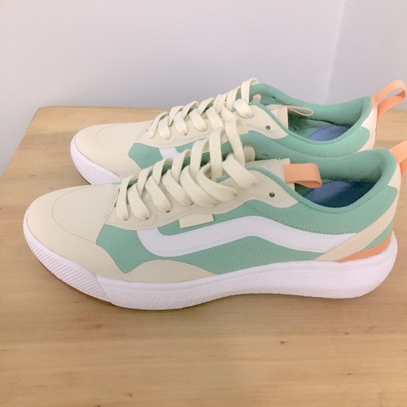 Vans. New, no box. Gorgeous colors. Women 6.5/Men 5.0 - Picture 2 of 7